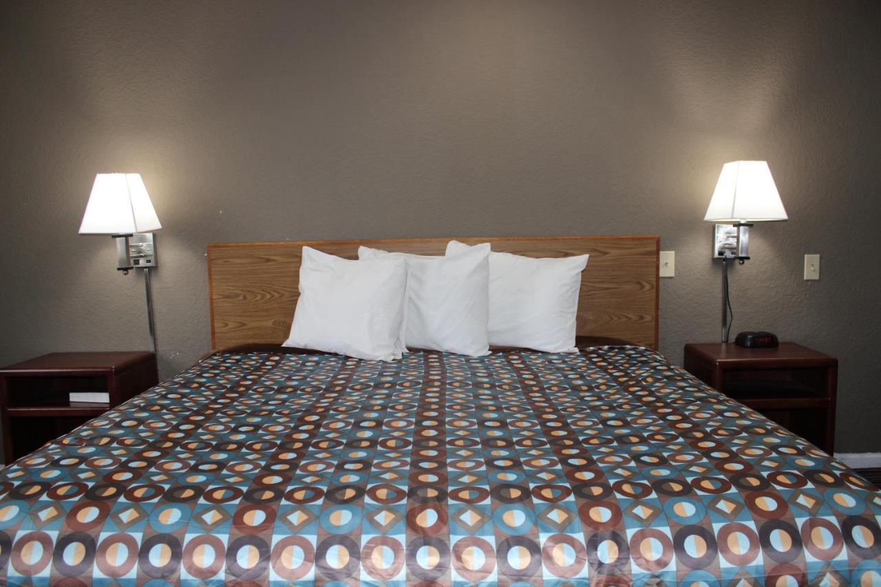 Desoto Inn & Suites Missouri Valley Extérieur photo