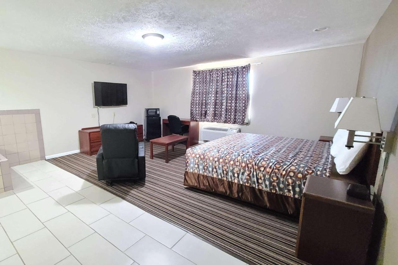 Desoto Inn & Suites Missouri Valley Extérieur photo