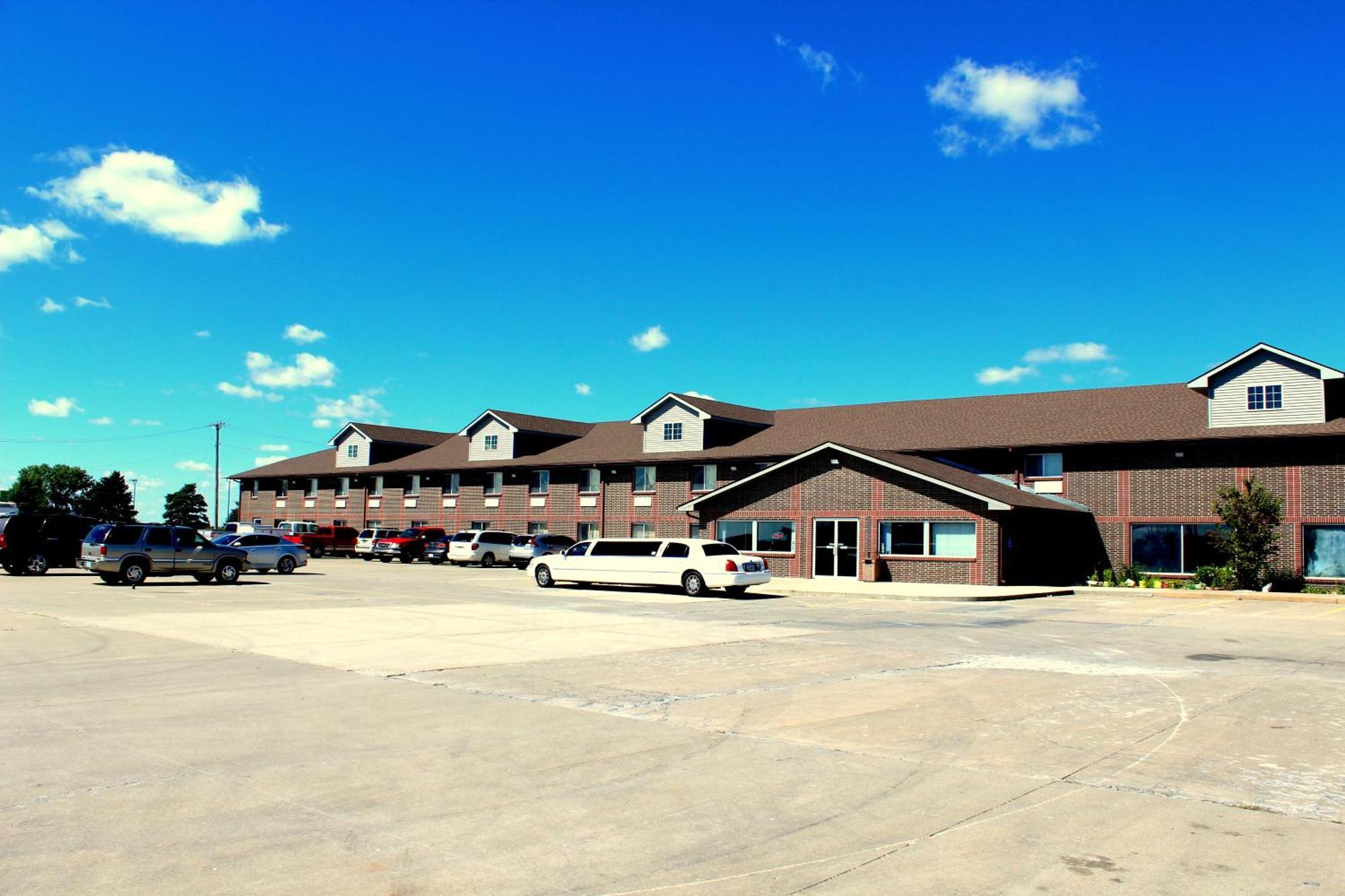Desoto Inn & Suites Missouri Valley Extérieur photo
