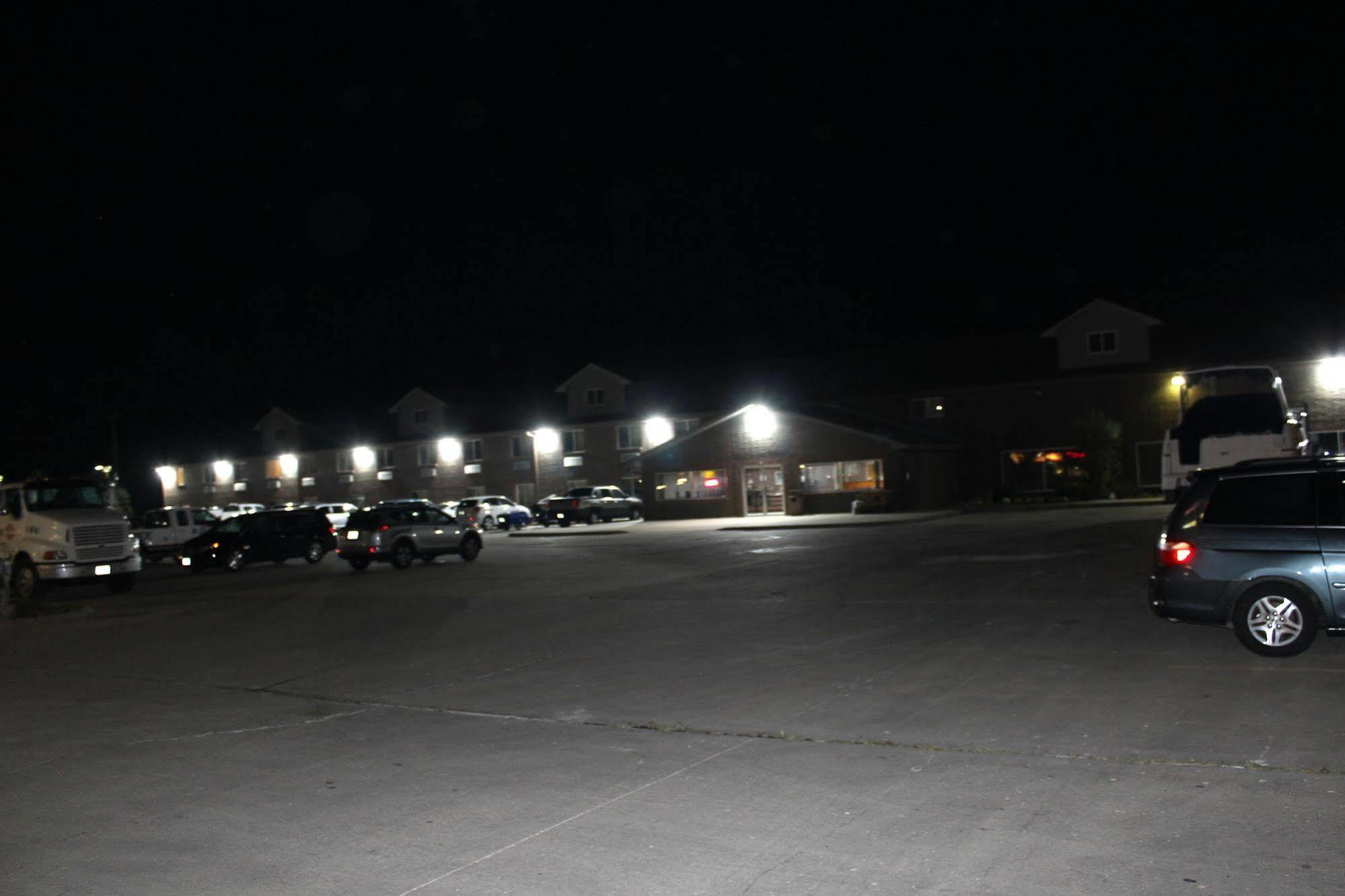 Desoto Inn & Suites Missouri Valley Extérieur photo